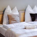 Stilvoll Wohnen Im Ruhigen Hinterhaus - Salt *