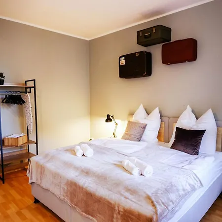 Stilvoll Wohnen Im Ruhigen Hinterhaus - Salt Lägenhet