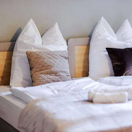 Stilvoll Wohnen Im Ruhigen Hinterhaus - Salt *