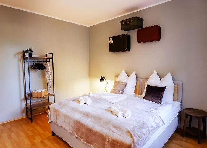 Stilvoll Wohnen Im Ruhigen Hinterhaus - Salt Lägenhet