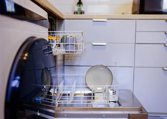 Stilvoll Wohnen Im Ruhigen Hinterhaus - Salt Lägenhet